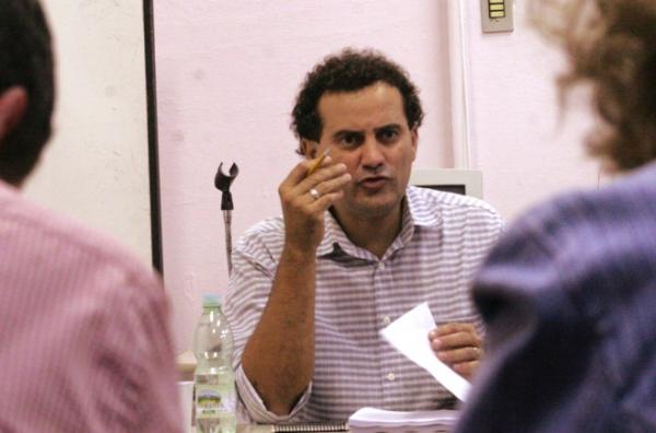 Dissertação analisa ensino de língua estrangeira