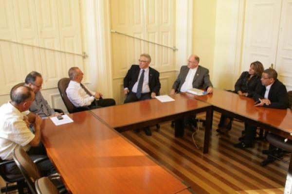 Vice-governador visita a UCPel