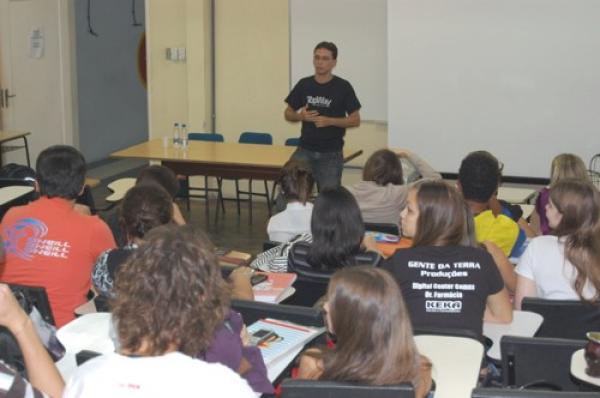 Humor virtual é tema de palestra na Comunicação