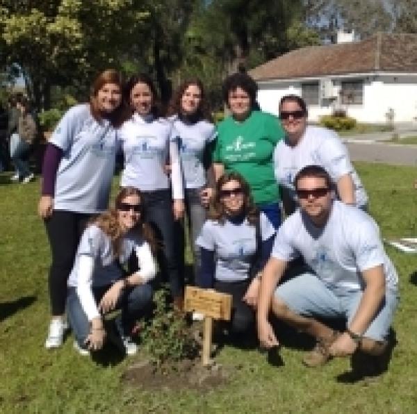 Ciências Biológicas prestigia o Dia da Árvore